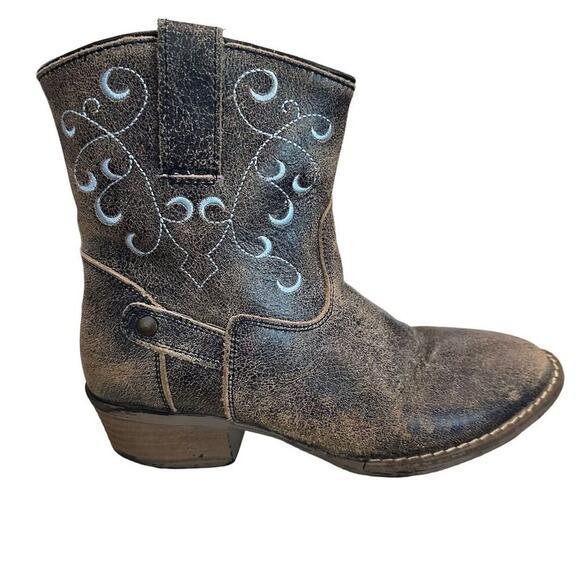 Sterling River women’s embroidered distressed leather western ankle boots size 7 - Picture 6 of 13